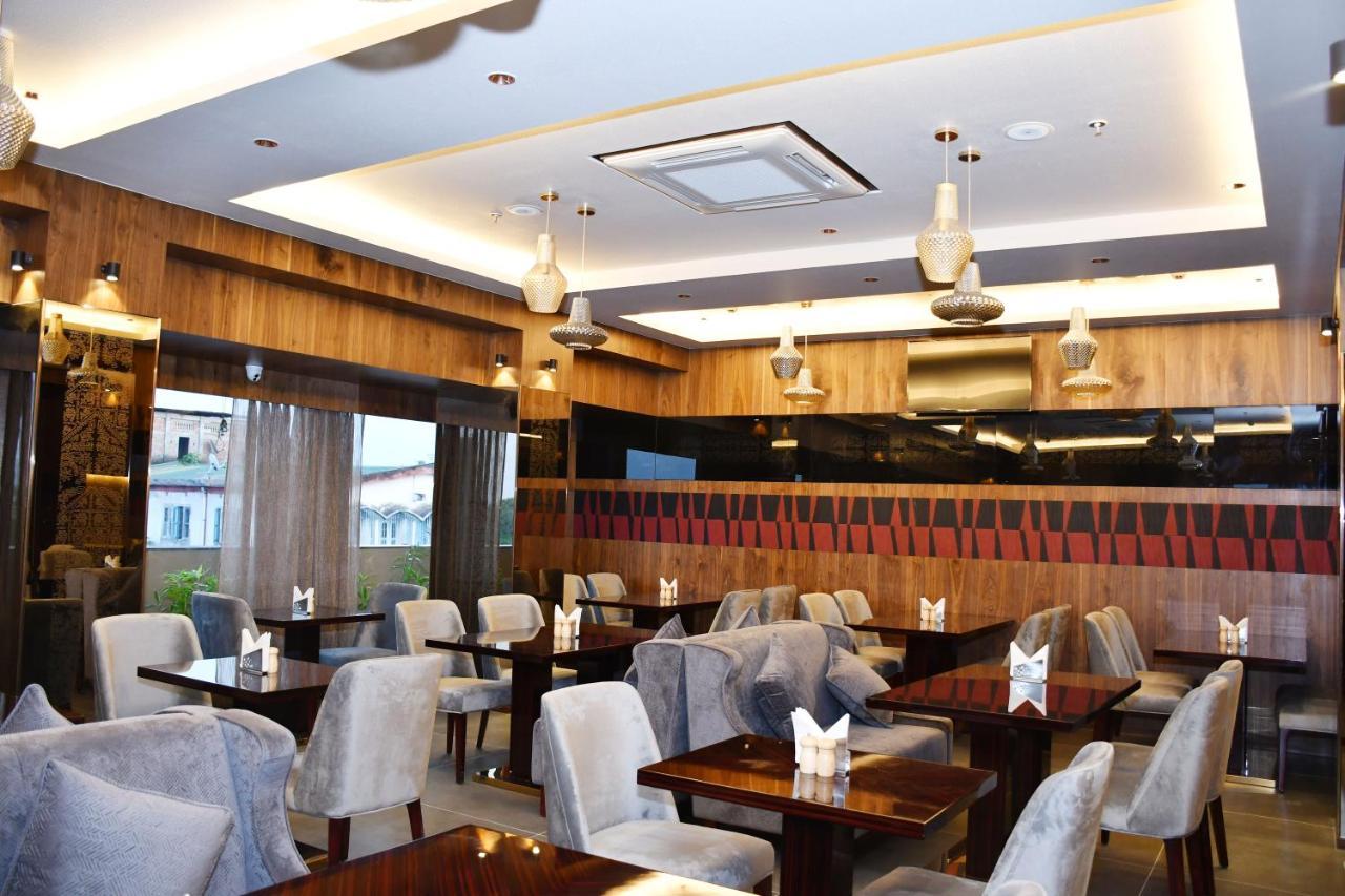Hotel Palazzo Prime Tezpur Exterior foto